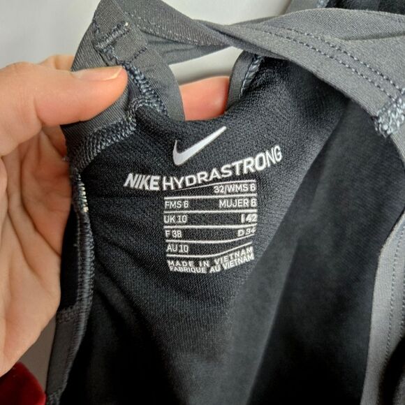 Nike Swim HydraStrong Women's Racerback Onepiece Sporty Swimsuit Size 32 | 6 | M - Picture 5 of 8